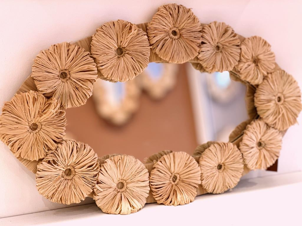 DAISY MIRROR