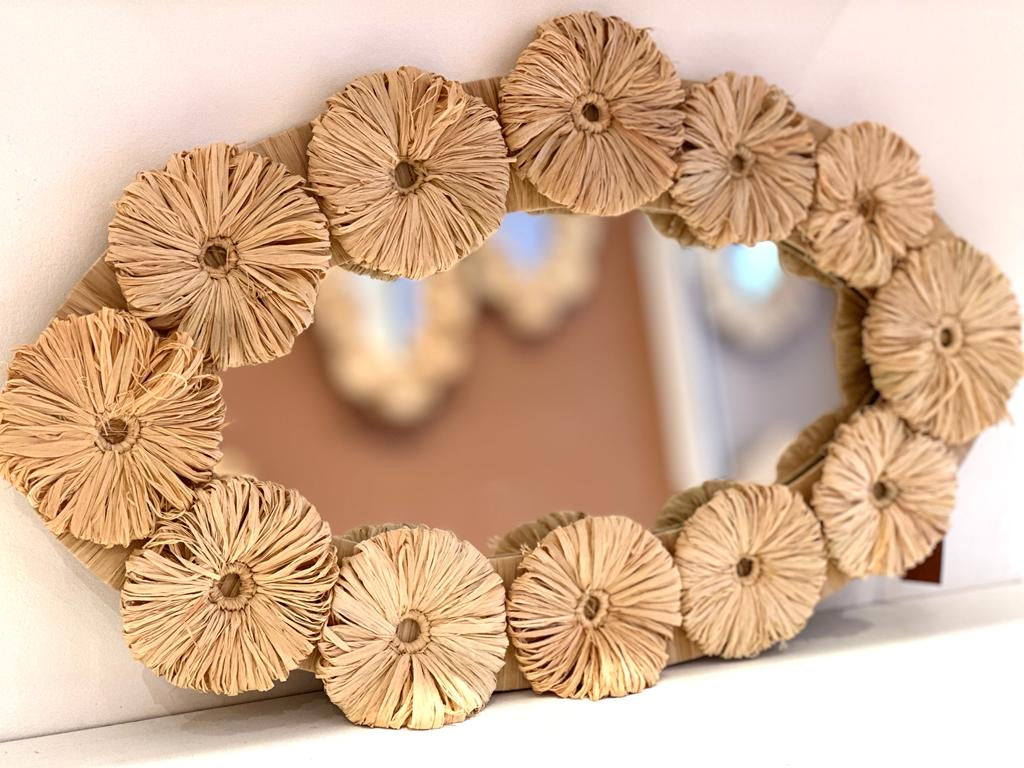 DAISY MIRROR