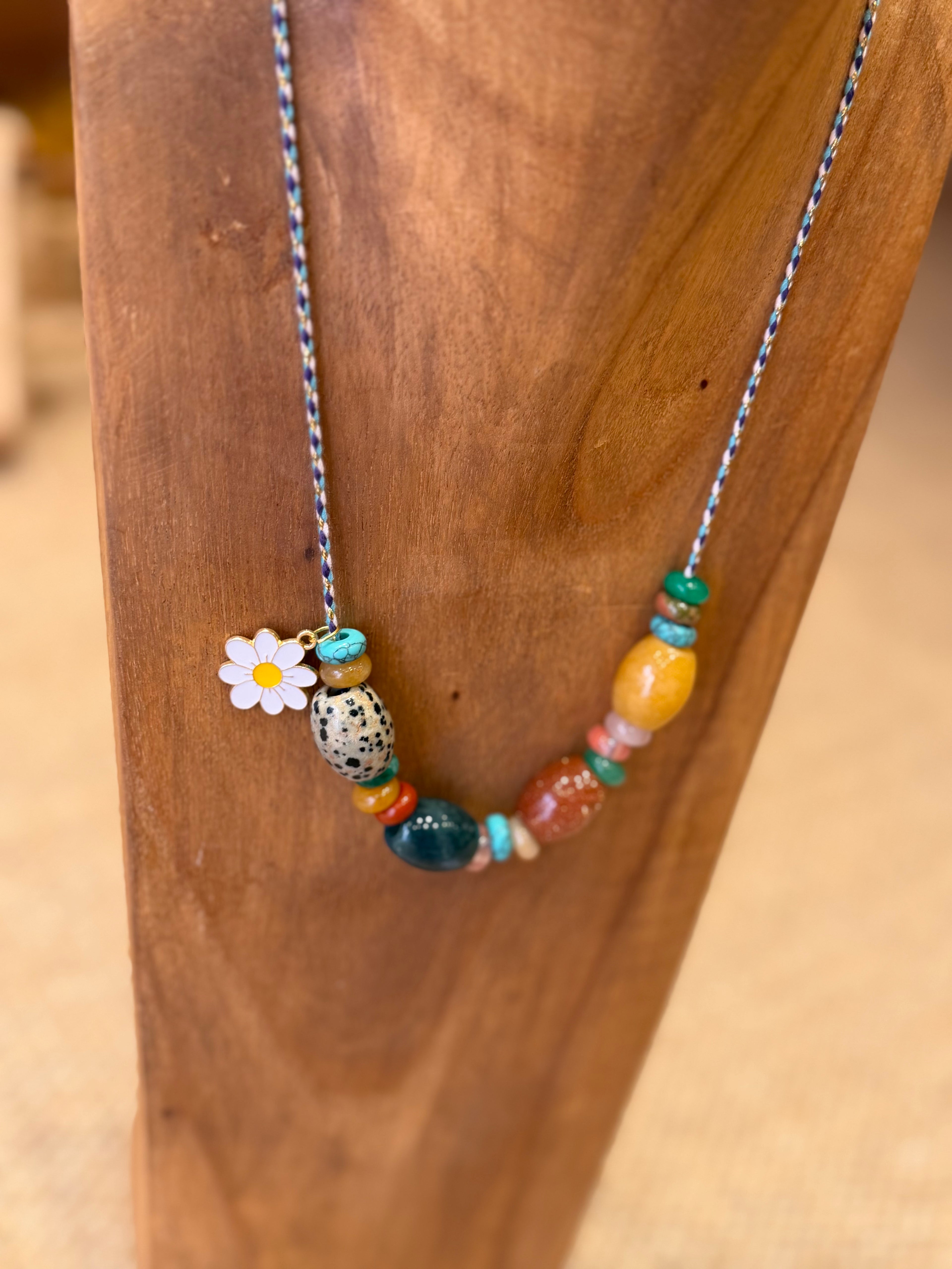 BIG BEADS NECKLACE