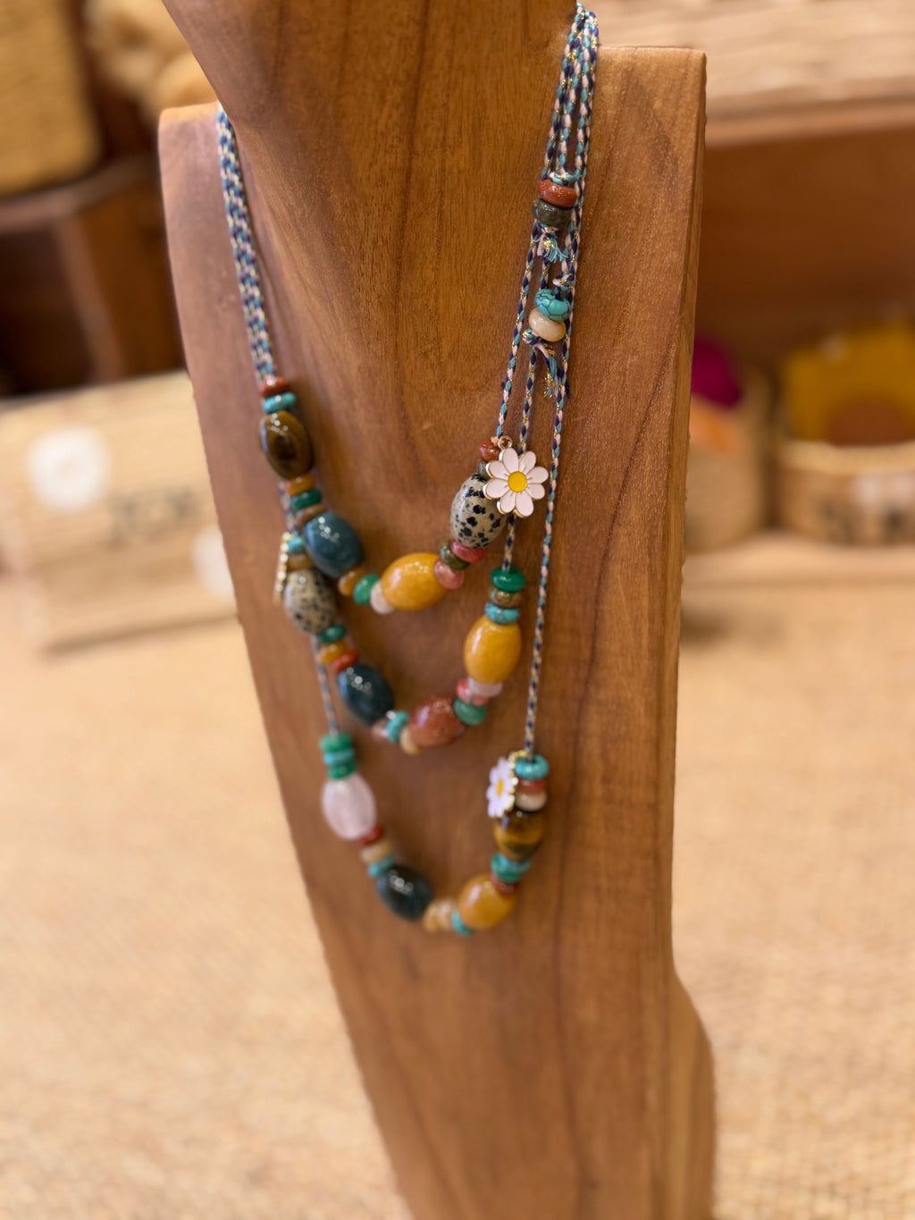 BIG BEADS NECKLACE