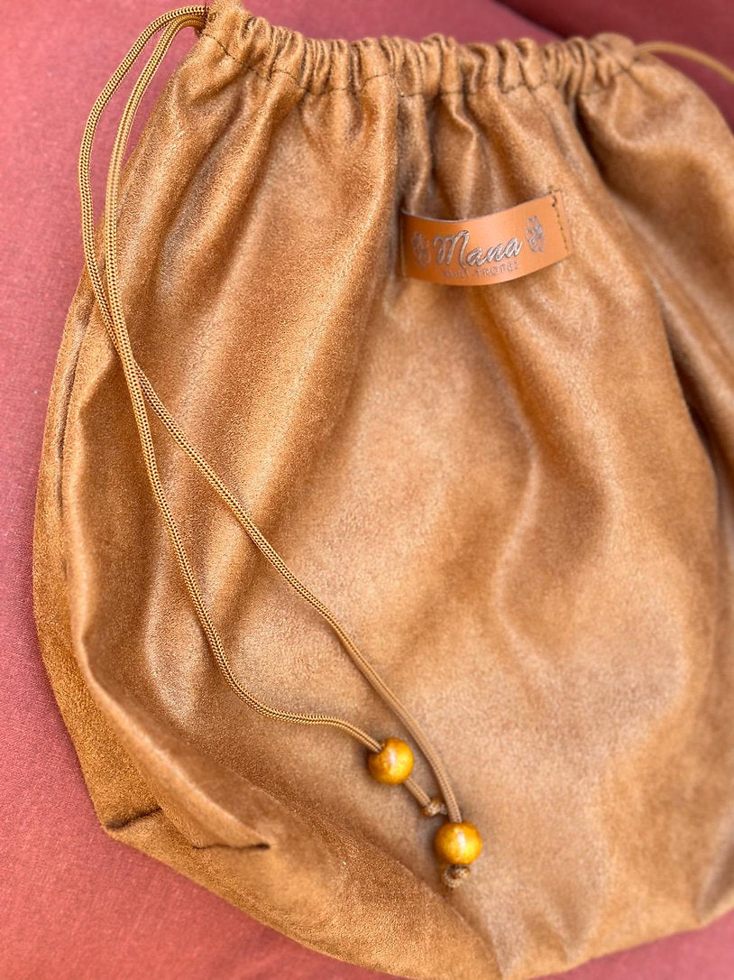 INSIDE POUCH