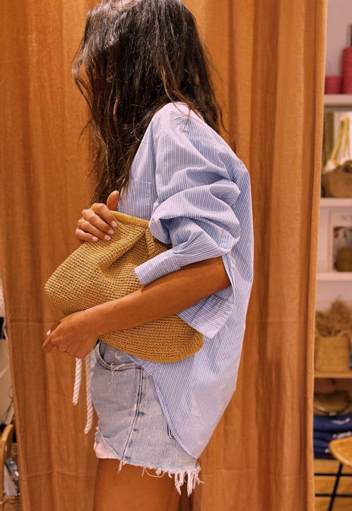 DAISY CLUTCH